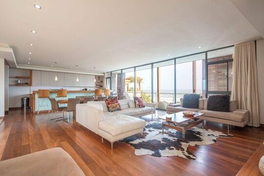 5 Bedroom Self-Catering Villa in Camps Bay, photo 9