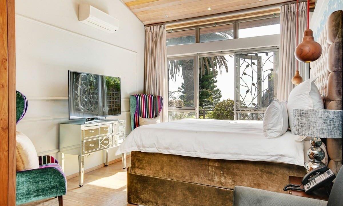 4 Bedroom Self-Catering Villa in Clifton, photo 8